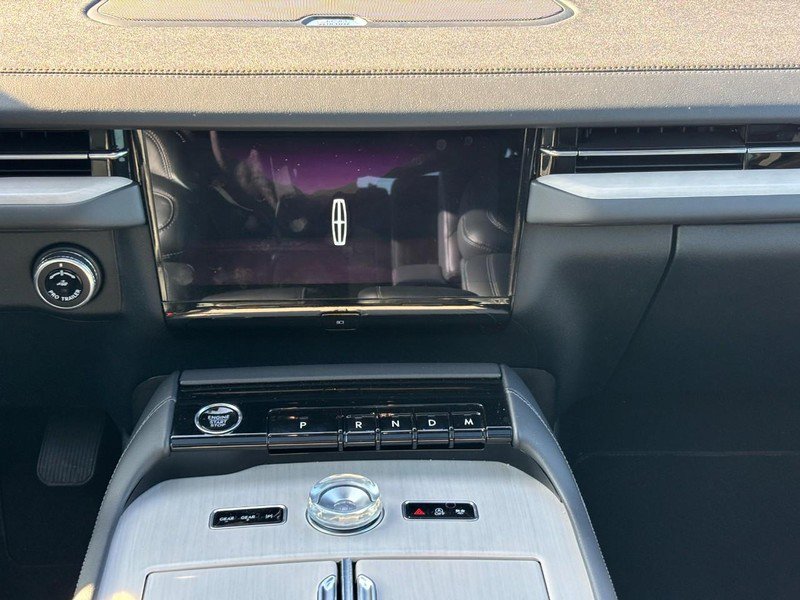 New 2025 Lincoln Navigator Reserve w/ Jet Appearance Package image 14