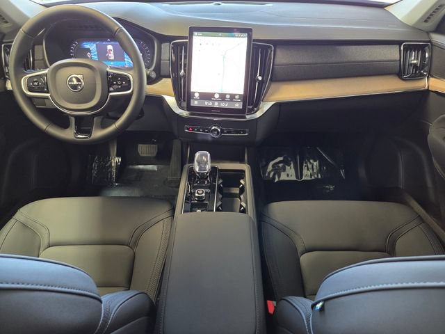 New 2026 Volvo XC90 B5 Core AWD/4WD image 14