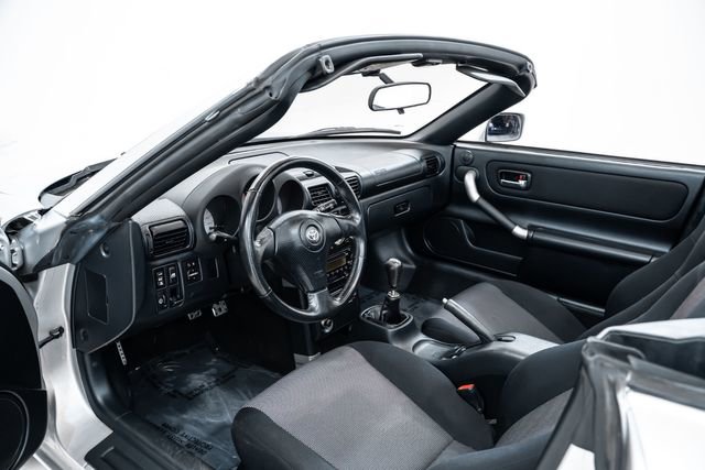 Used 2000 Toyota MR2 with 62,701 Original Miles image 16