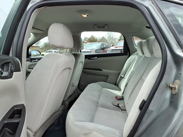 Used 2008 Chevrolet Impala LT FWD image 11