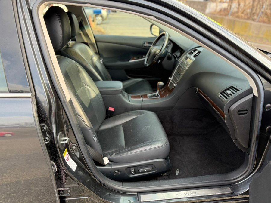 Used 2010 Lexus ES 350 image 30