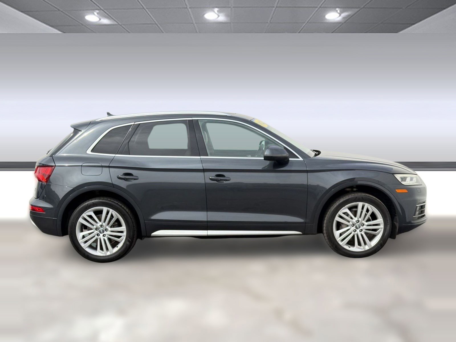 Used 2018 Audi Q5 2.0T Premium Plus w/ Premium Plus Package image 8