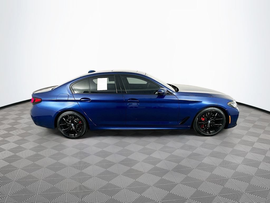 Used 2023 BMW M550i xDrive w/ Shadowloine Package AWD/4WD image 10