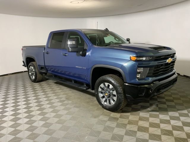 New 2026 Chevrolet Silverado 2500 Custom image 1