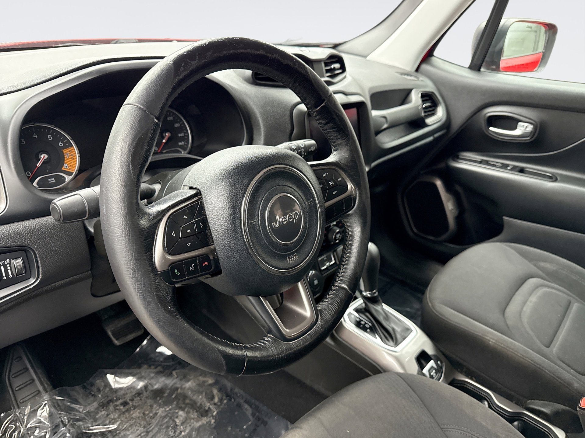 Used 2022 Jeep Renegade Latitude w/ Convenience Group image 10