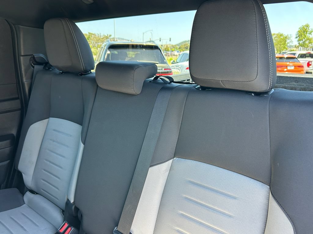 Used 2025 Toyota Tacoma TRD Sport AWD/4WD image 31