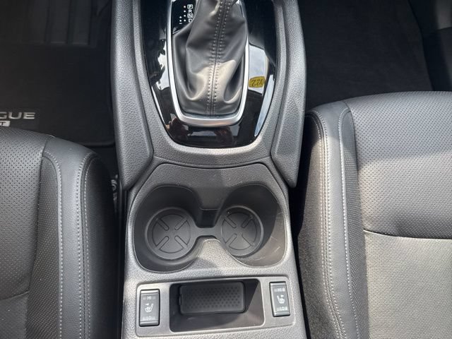 Used 2022 Nissan Rogue Sport SL w/ Premium Package AWD/4WD image 19