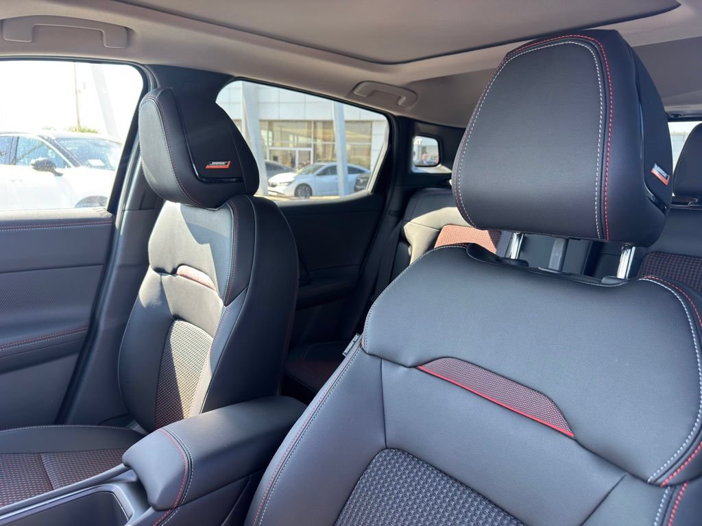 New 2026 Nissan Kicks SR w/ SR Premium Package FWD image 11