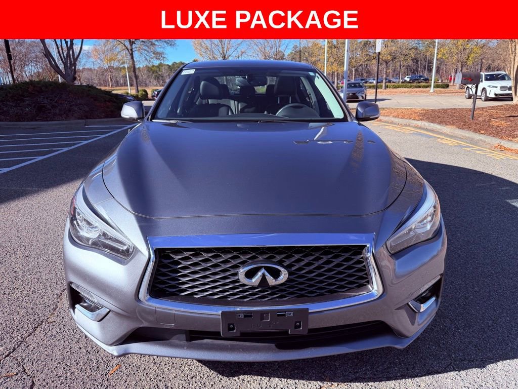 Used 2019 INFINITI Q50 Luxe w/ Essential Package (3.0T Luxe) image 2