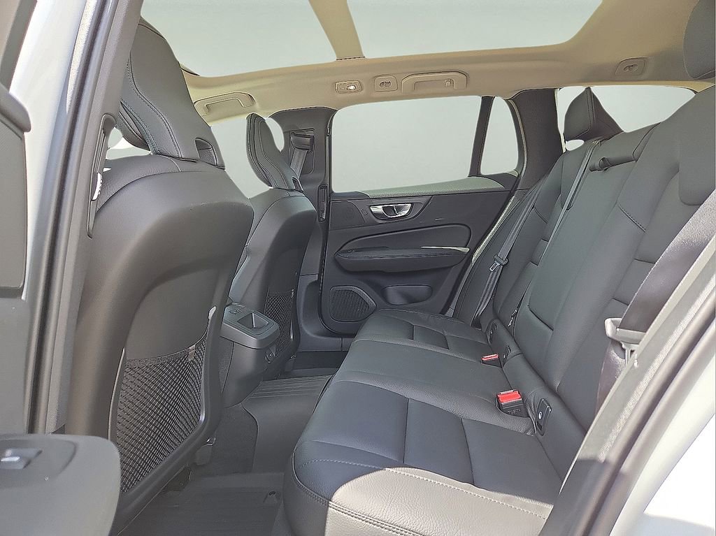 New 2026 Volvo V60 B5 Cross Country Plus w/ Protection Package Premier image 15