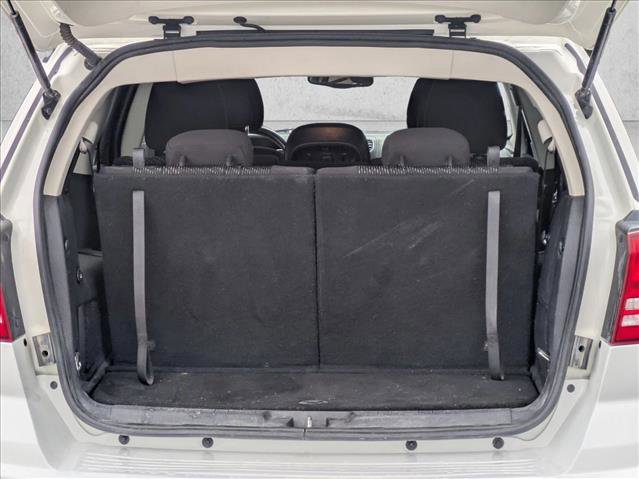 Used 2017 Dodge Journey SE w/ Flexible Seating Group image 6