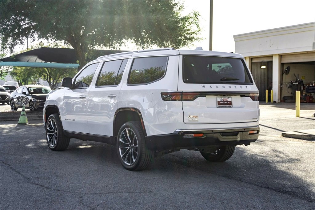 Used 2023 Jeep Wagoneer Series III w/ Premium Group I image 7