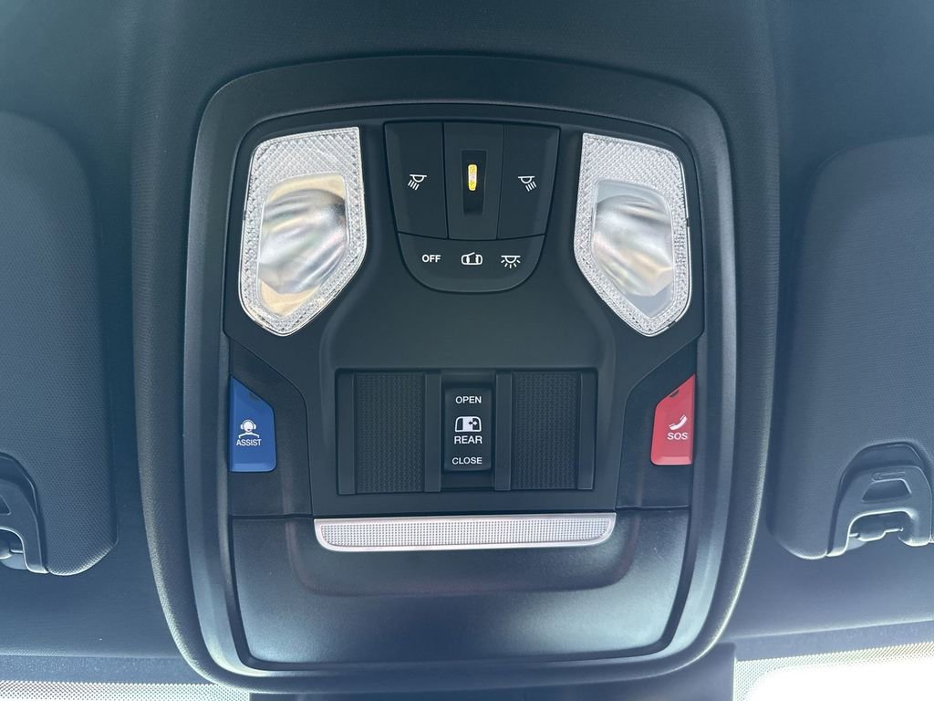 New 2026 RAM 3500 Tradesman AWD/4WD image 17