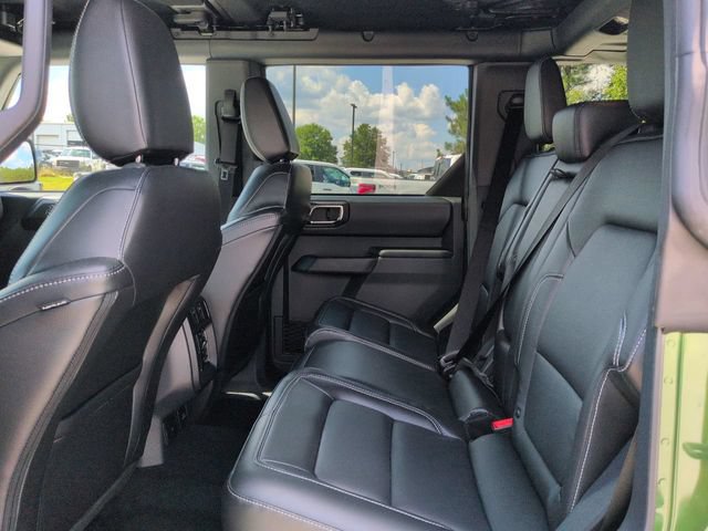 Used 2025 Ford Bronco Outer Banks AWD/4WD image 16