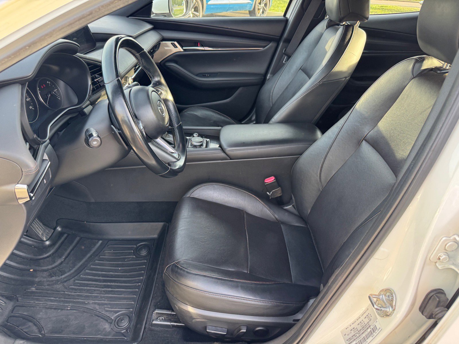 Used 2019 MAZDA MAZDA3 AWD Hatchback w/ Premium Pkg image 5