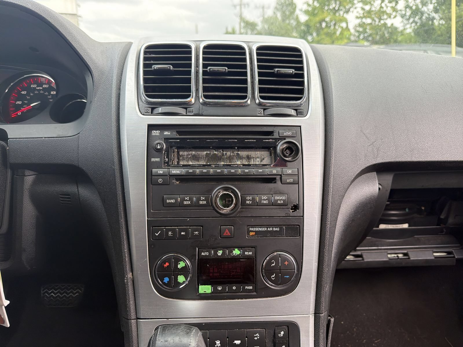 Used 2009 GMC Acadia SLT AWD/4WD image 25