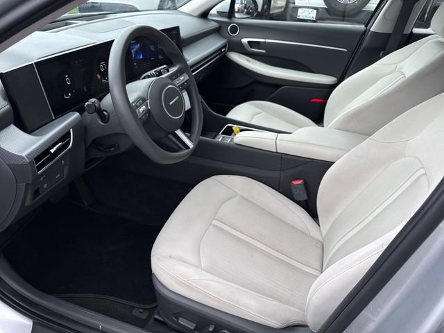 Used 2025 Hyundai Sonata SEL FWD image 10