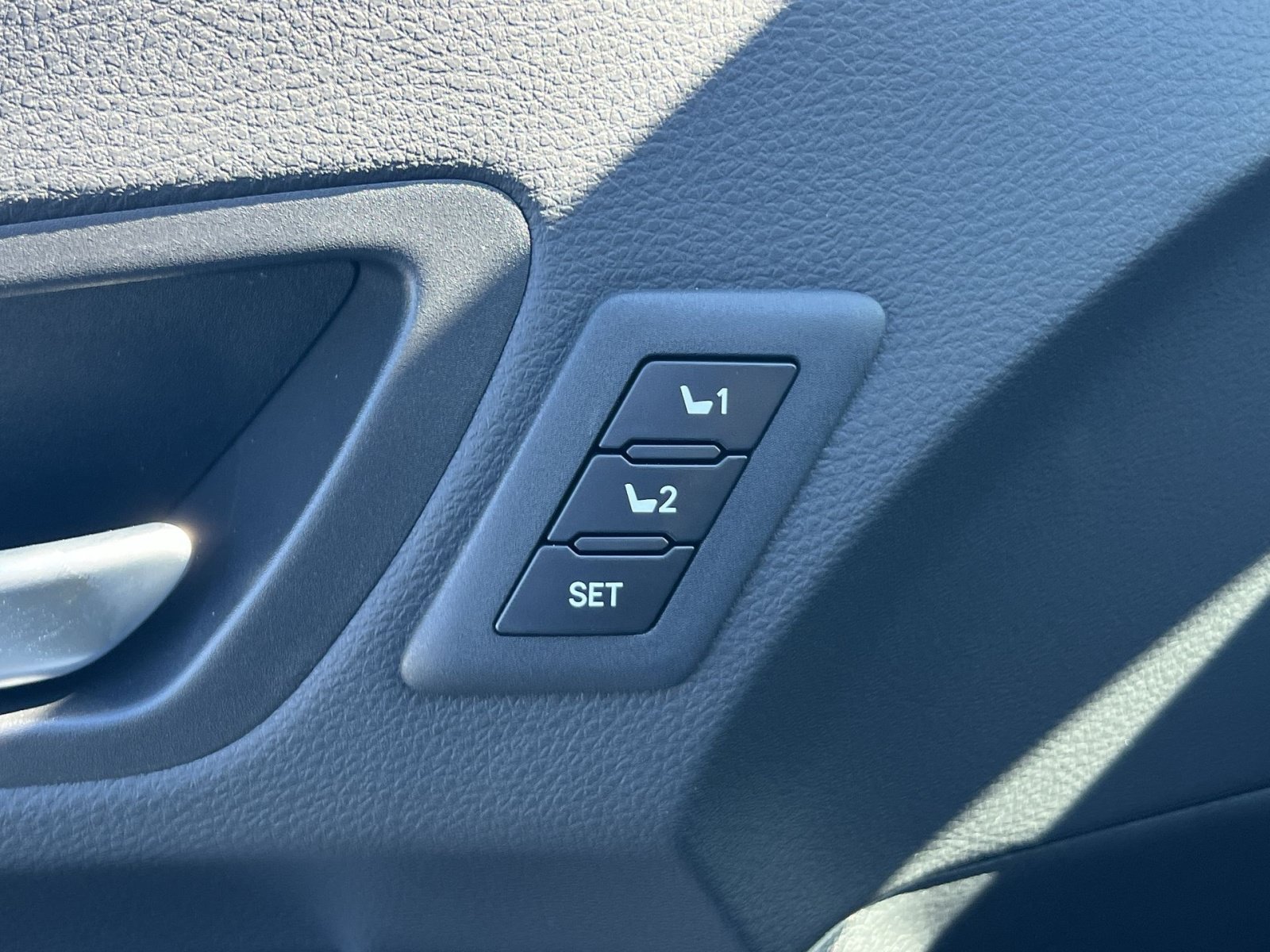 New 2026 Toyota Sienna Platinum AWD/4WD image 24