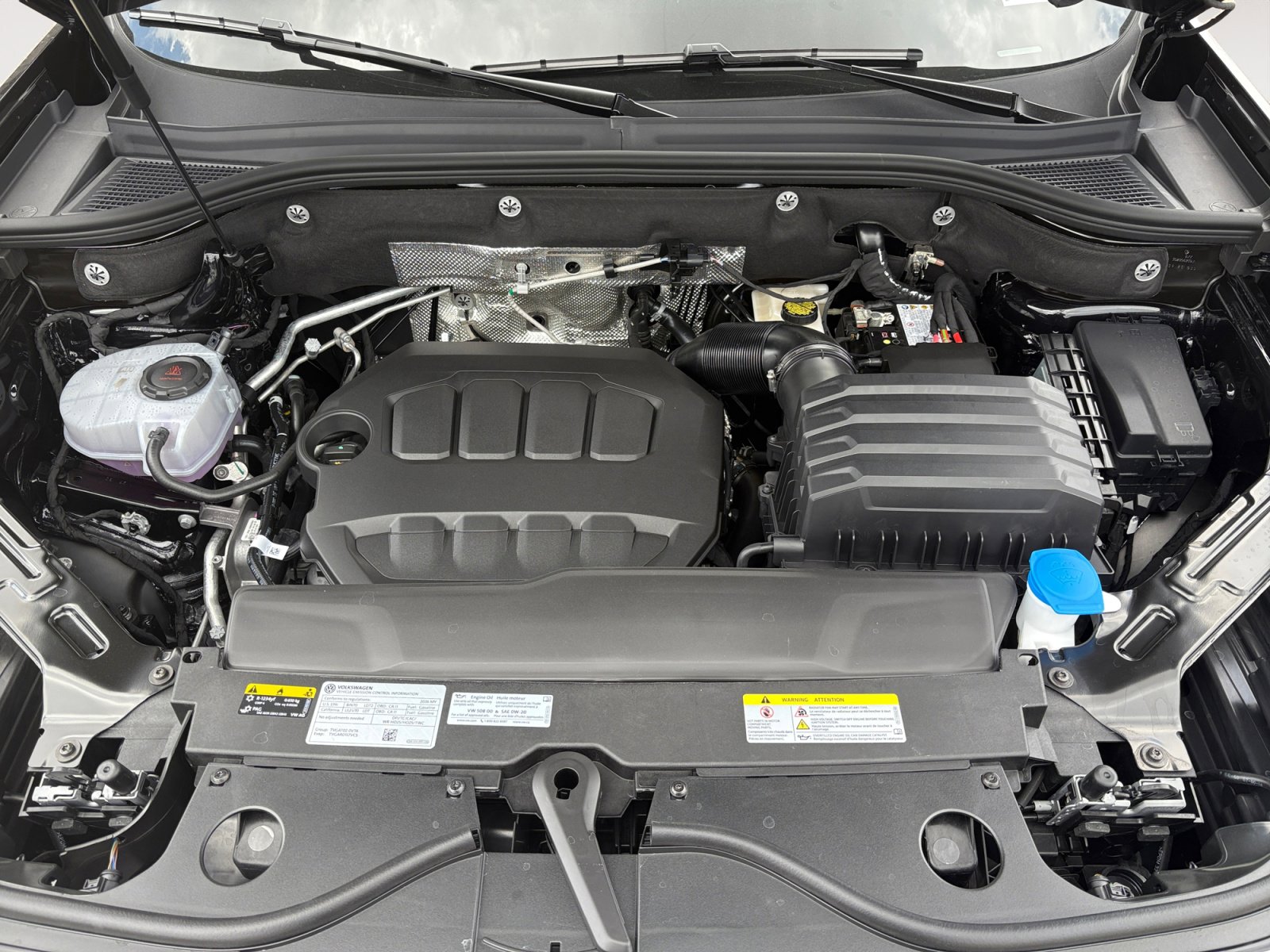 New 2026 Volkswagen Atlas SE image 11