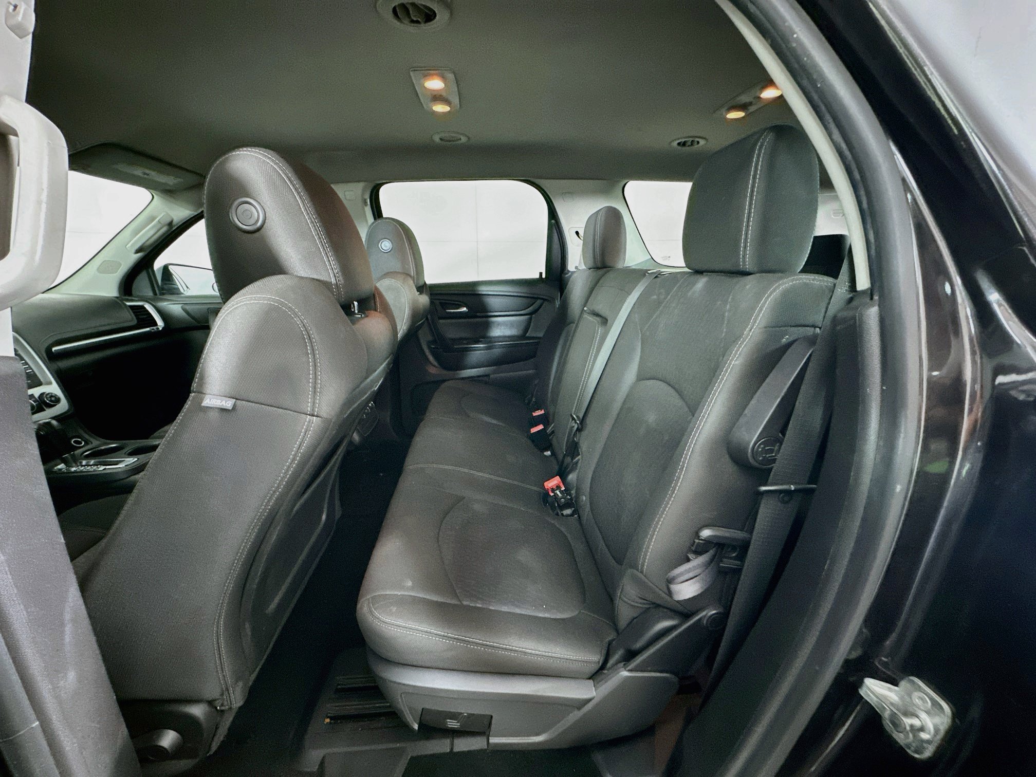 Used 2016 GMC Acadia SLE FWD image 26