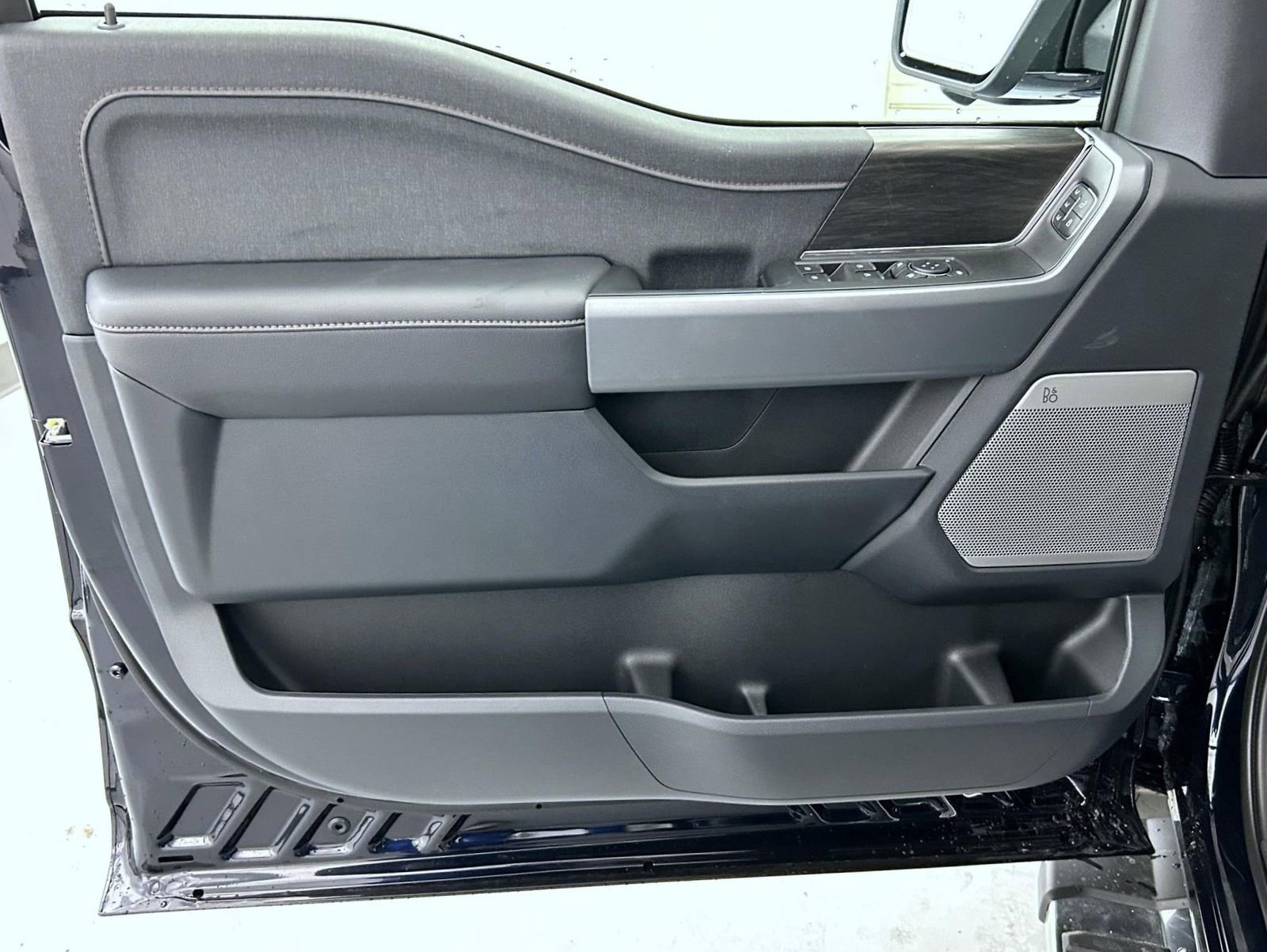 New 2026 Ford F150 Lariat image 9