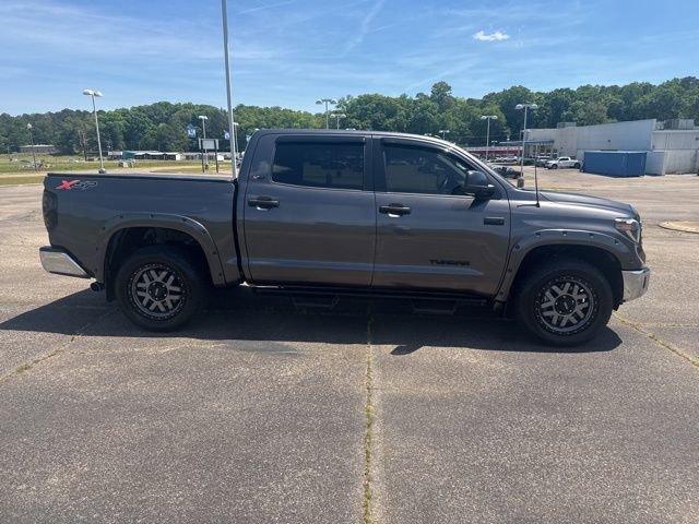 Used 2018 Toyota Tundra SR5 w/ SR5 Upgrade Package image 8