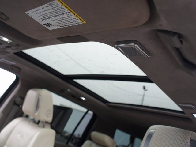 Used 2021 Cadillac Escalade ESV Premium Luxury Platinum image 6