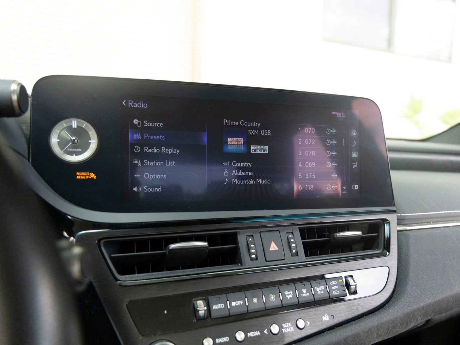 Used 2022 Lexus ES 350 w/ Accessory Package 2 FWD image 17