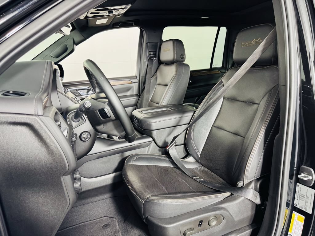 Used 2023 Chevrolet Suburban High Country w/ Max Trailering Package RWD image 6