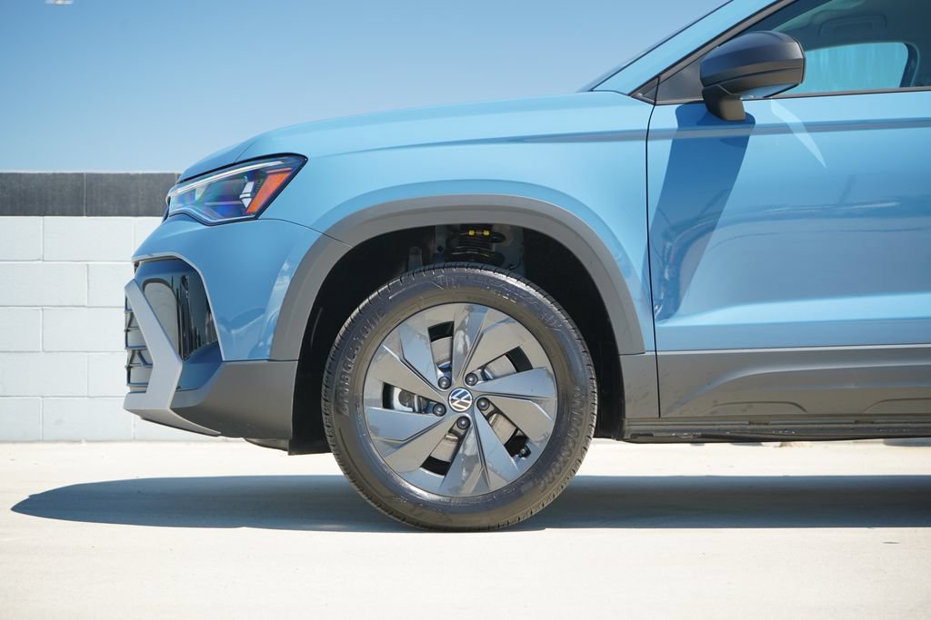 New 2027 Volkswagen Taos S FWD image 2