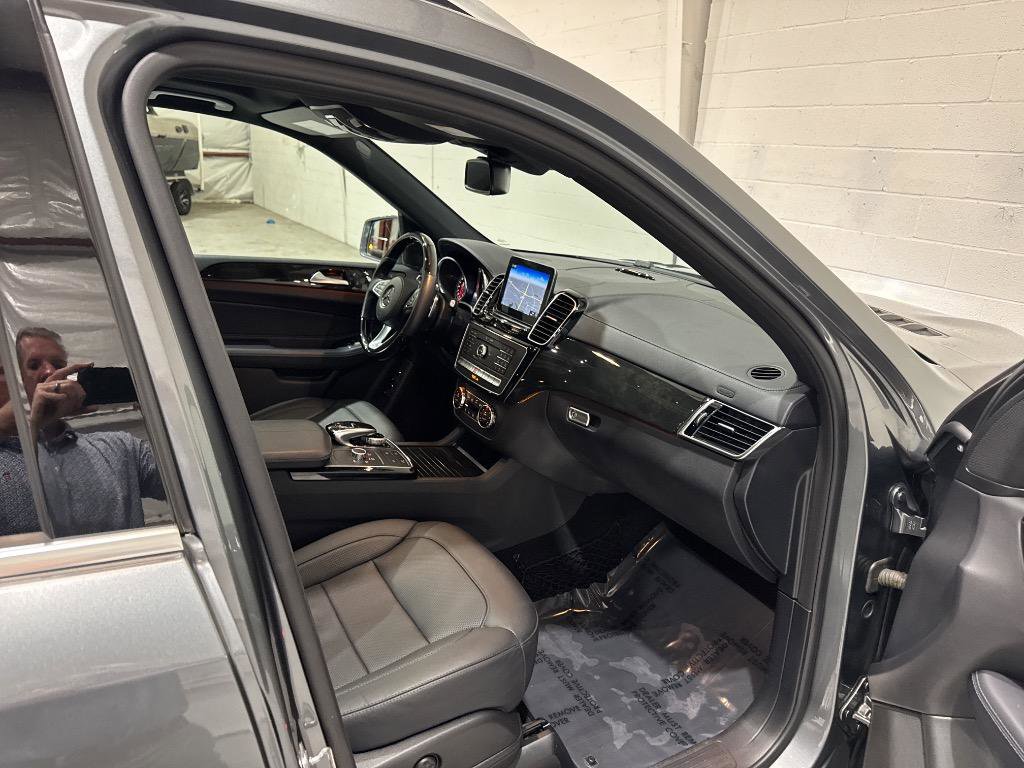 Used 2018 Mercedes-Benz GLS 450 4MATIC image 58