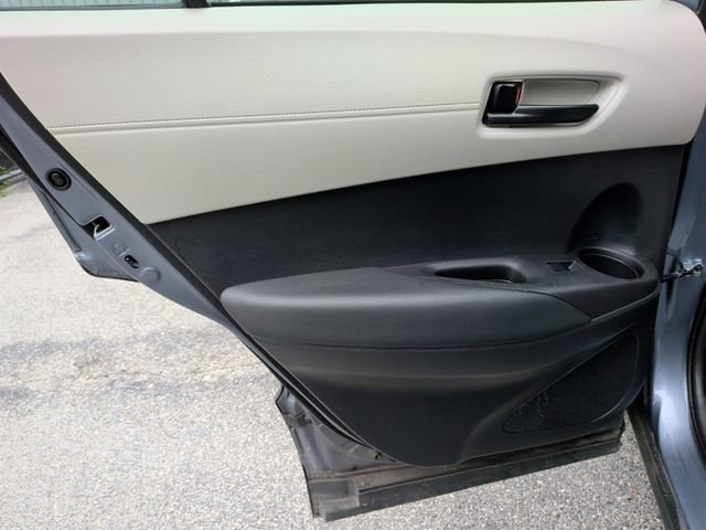 Used 2025 Toyota Corolla Cross L FWD image 29