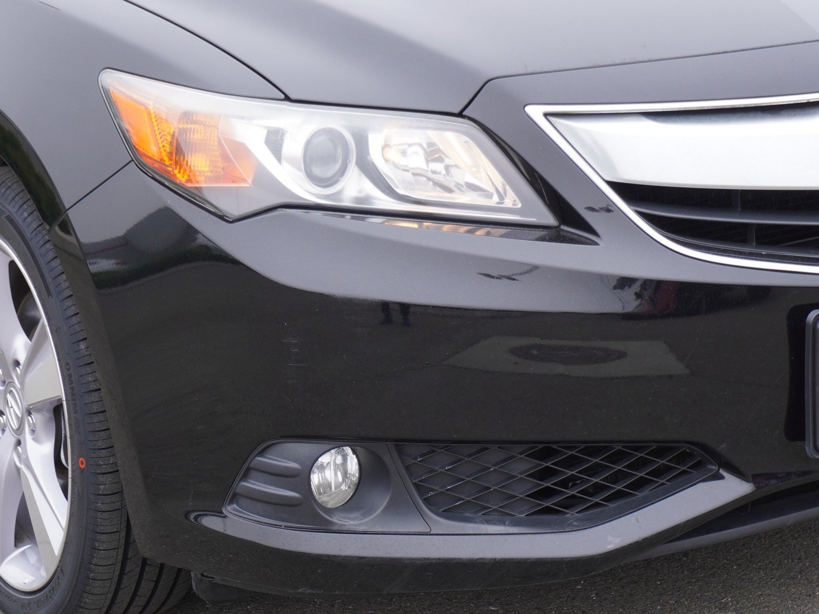 Used 2015 Acura ILX w/ Premium Package image 3