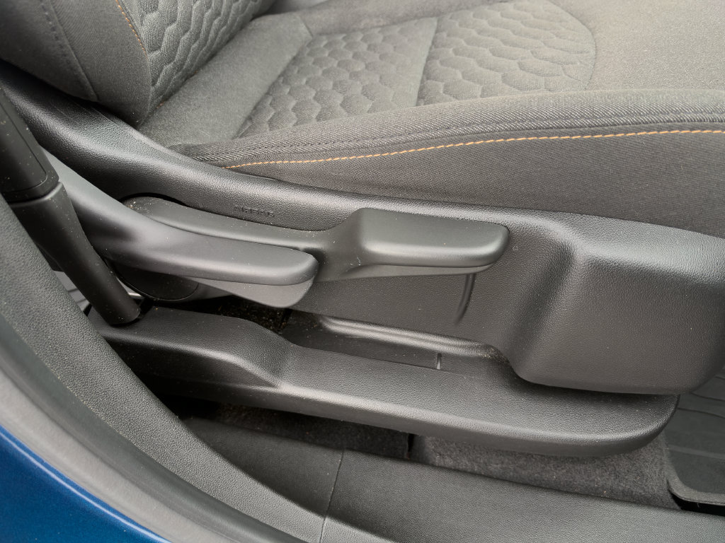 Used 2019 Chevrolet Equinox LT AWD/4WD image 13