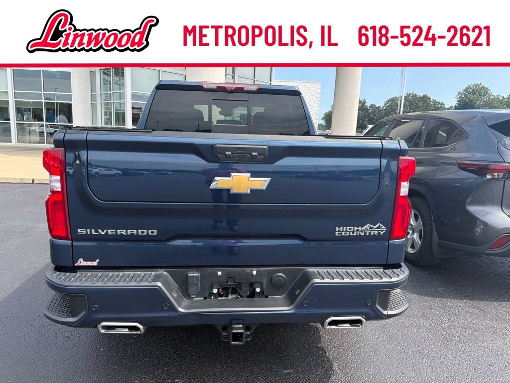 Used 2022 Chevrolet Silverado 1500 High Country w/ High Country Premium Package AWD/4WD image 5