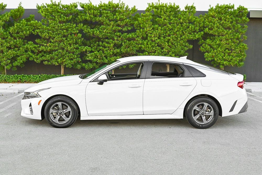 Used 2022 Kia K5 LX image 7