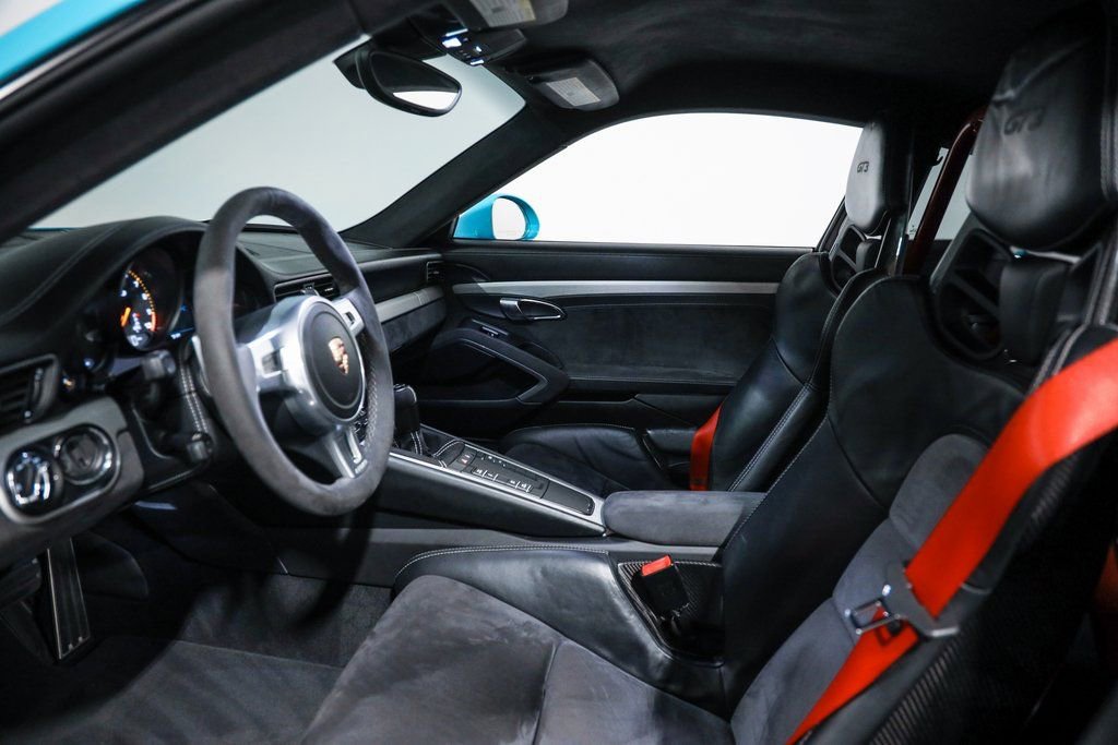 Used 2015 Porsche 911 GT3 image 32