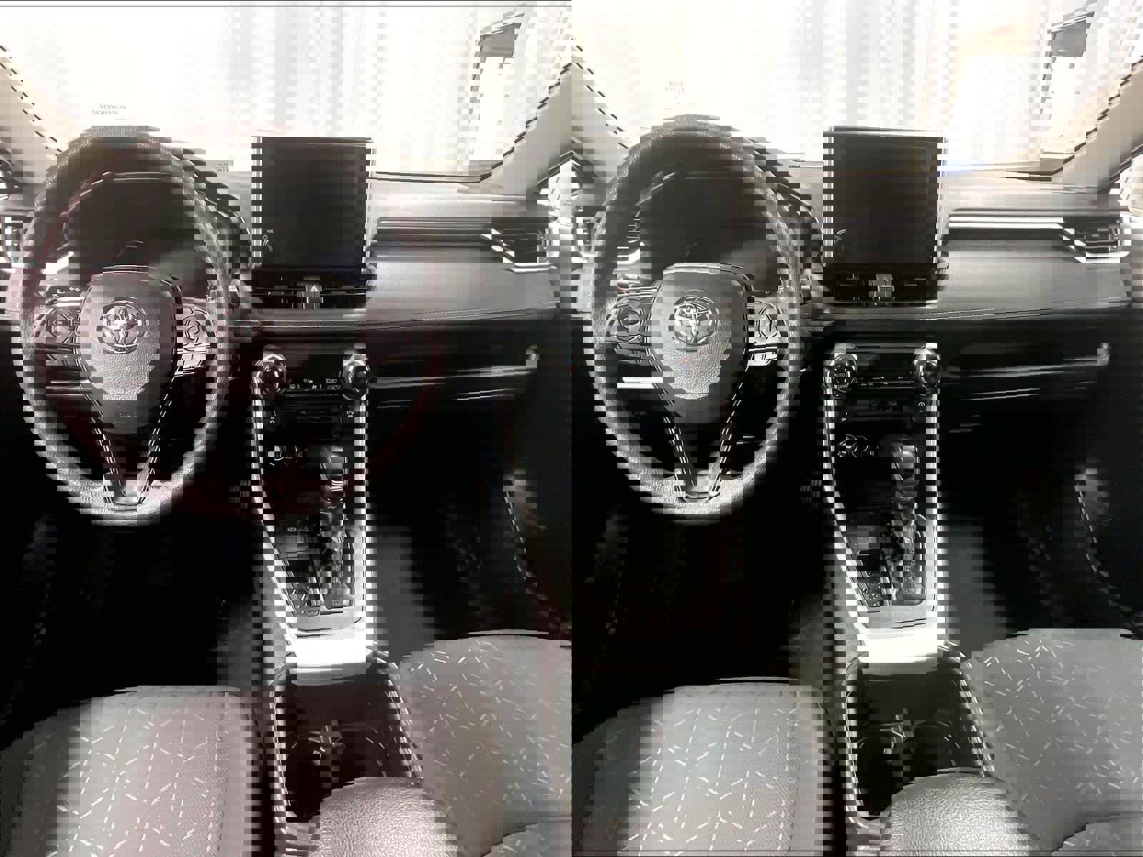 Certified 2024 Toyota RAV4 XLE image 21