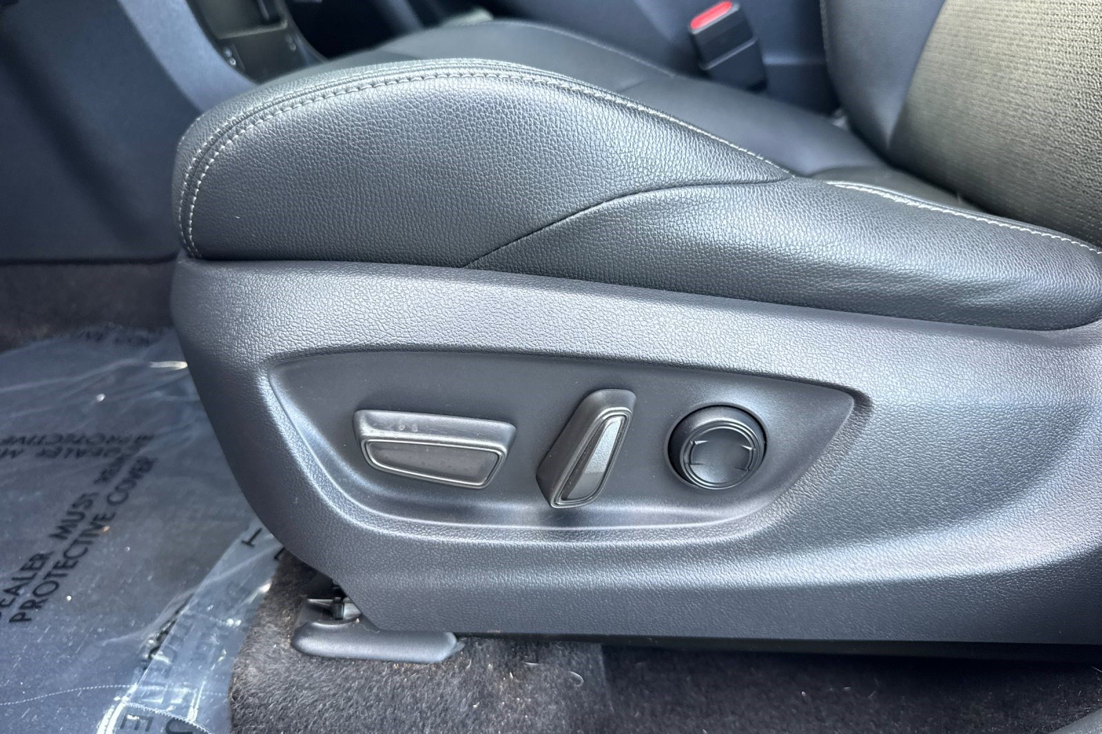 Used 2023 Subaru Solterra AWD image 15