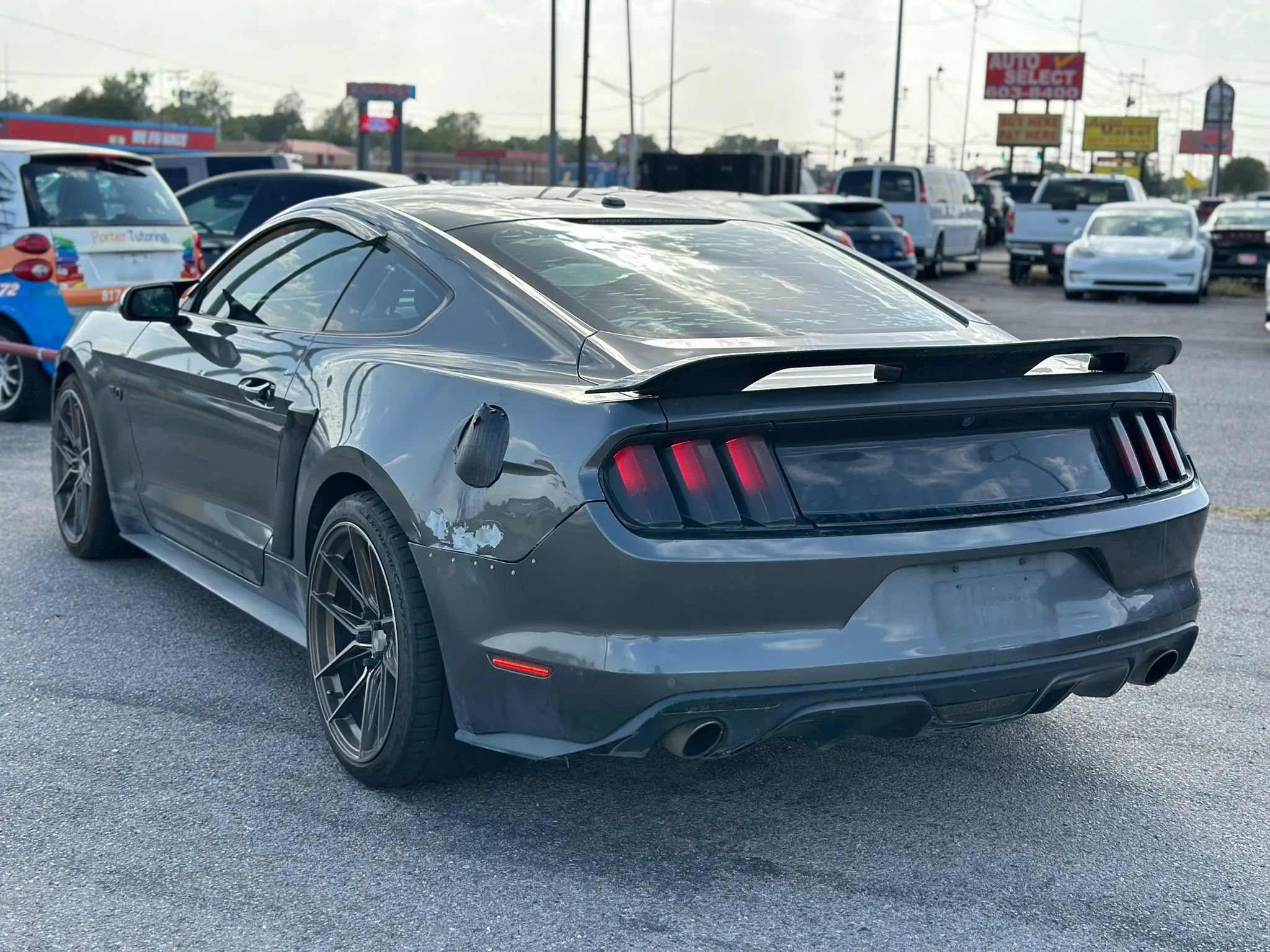 Used 2015 Ford Mustang GT Premium w/ Equipment Group 401A RWD image 7