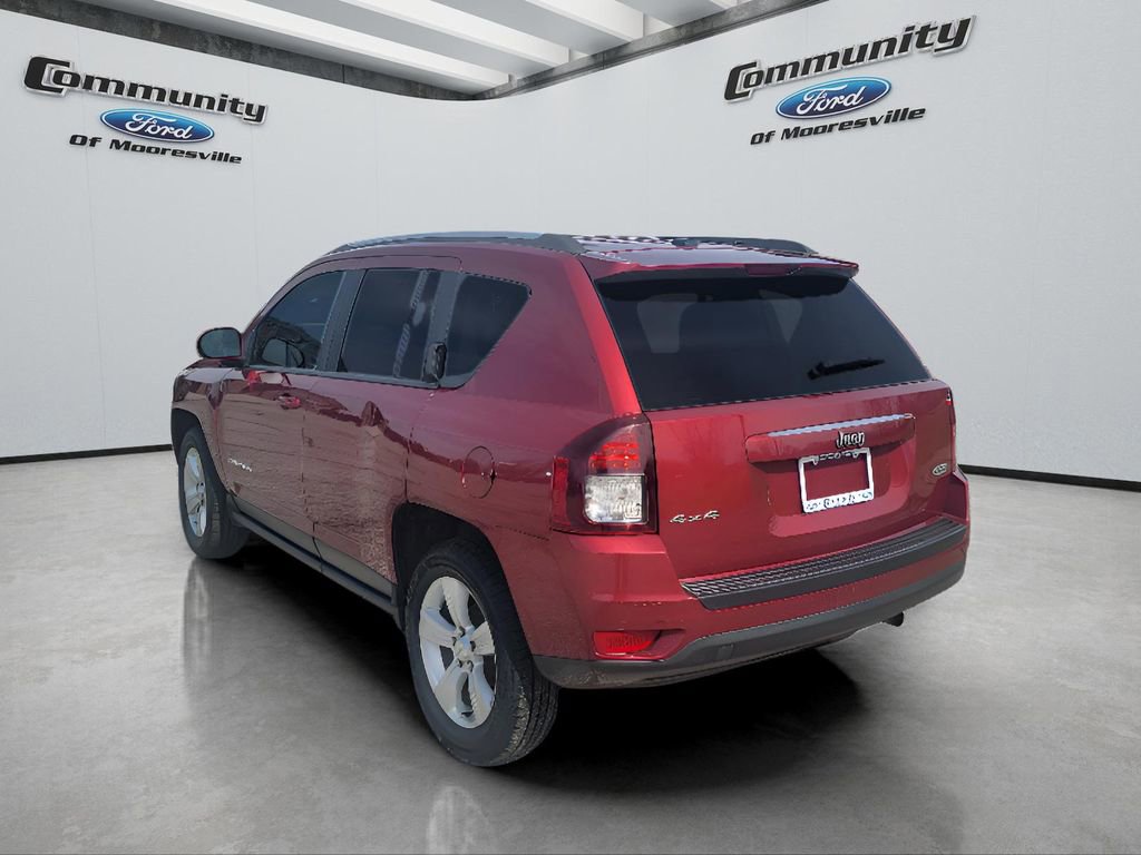 Used 2016 Jeep Compass Latitude image 6