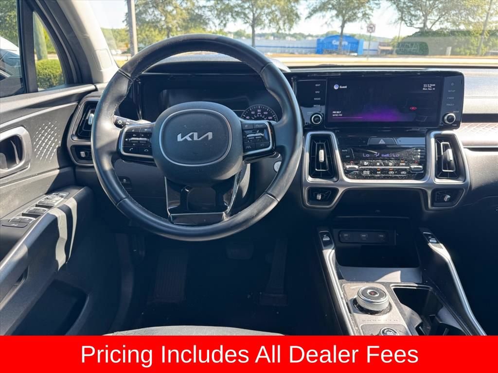 Used 2022 Kia Sorento S FWD image 14