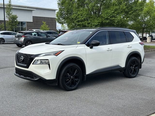 Certified 2023 Nissan Rogue SV w/ SV Premium B Package AWD/4WD image 3