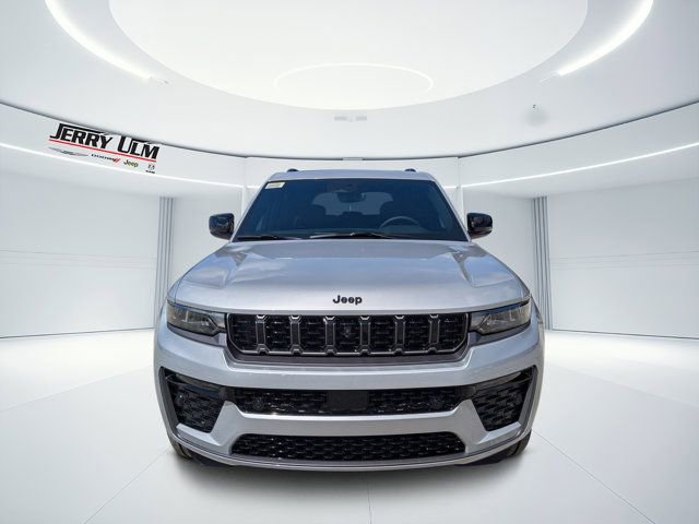 New 2026 Jeep Grand Cherokee Limited Reserve image 8