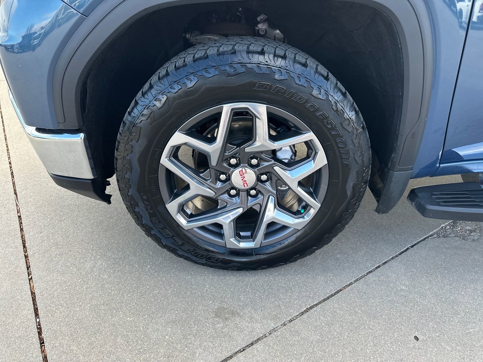 Used 2024 GMC Sierra 1500 SLT w/ SLT Premium Plus Package image 27