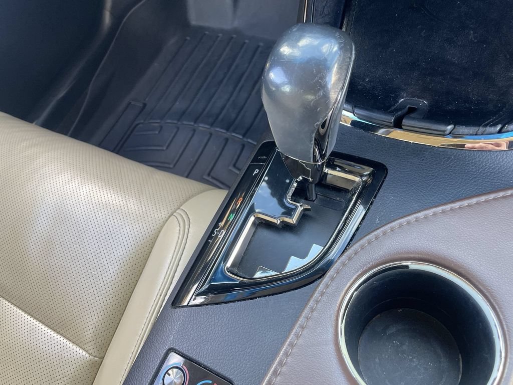 Used 2015 Toyota Avalon Limited FWD image 26