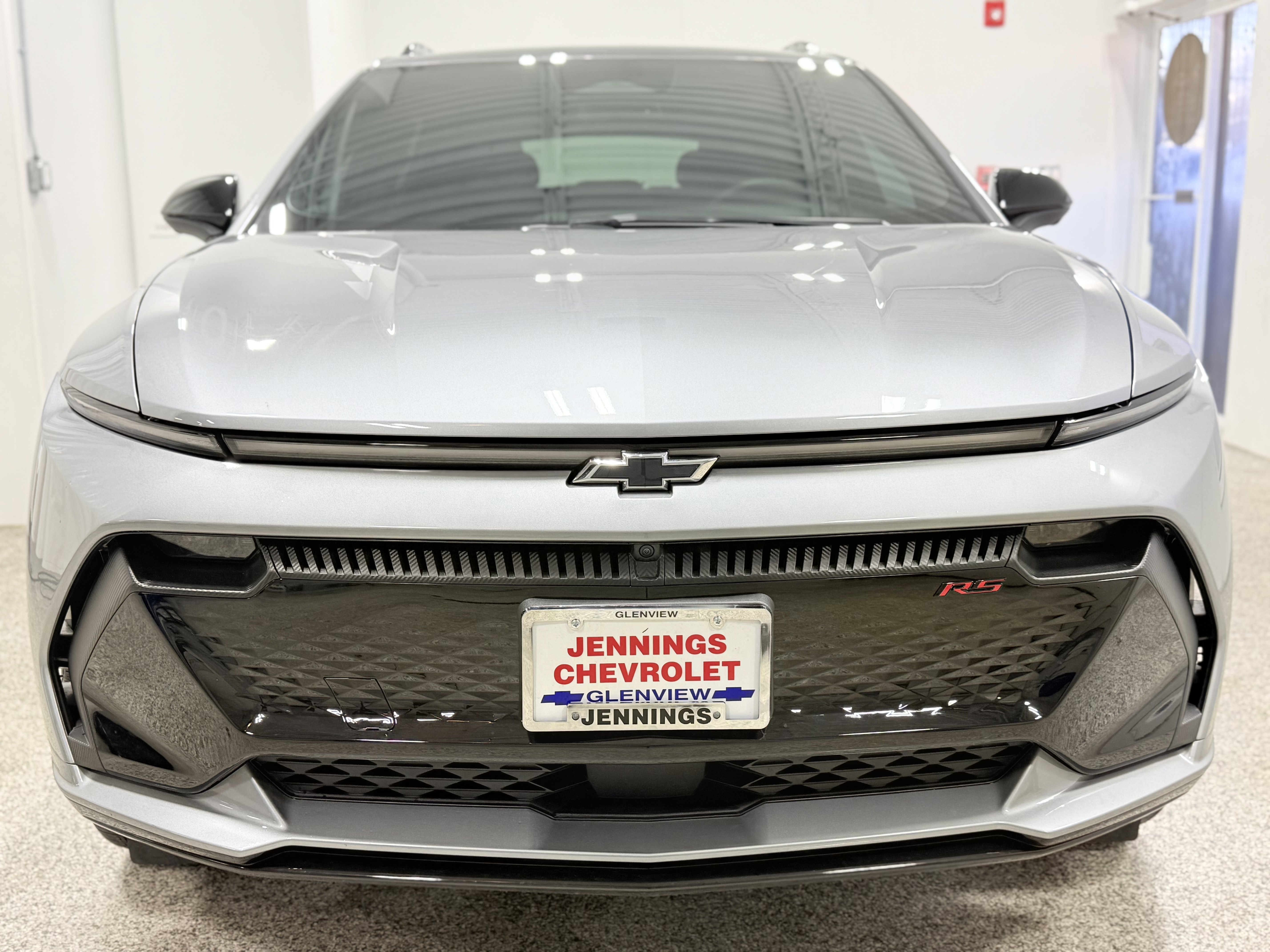 Used 2025 Chevrolet Equinox EV RS image 2