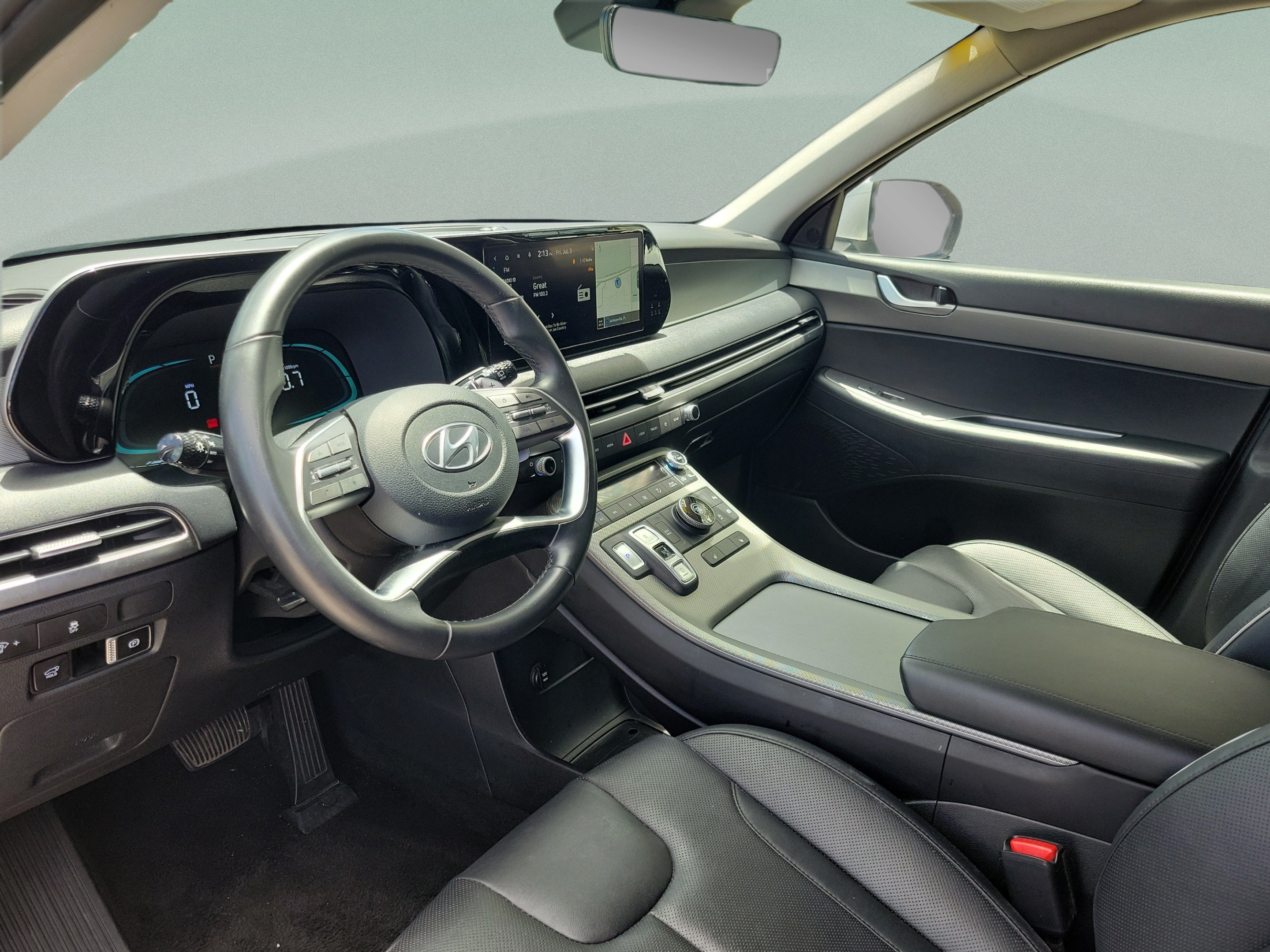 Used 2024 Hyundai Palisade SEL FWD image 16