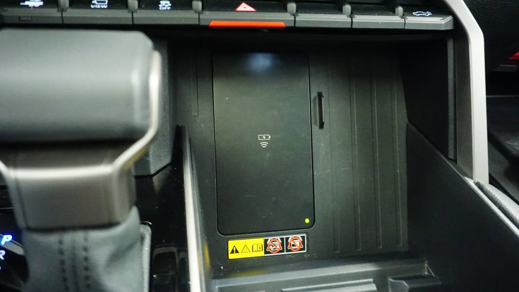 Used 2025 Toyota Tundra Limited image 33