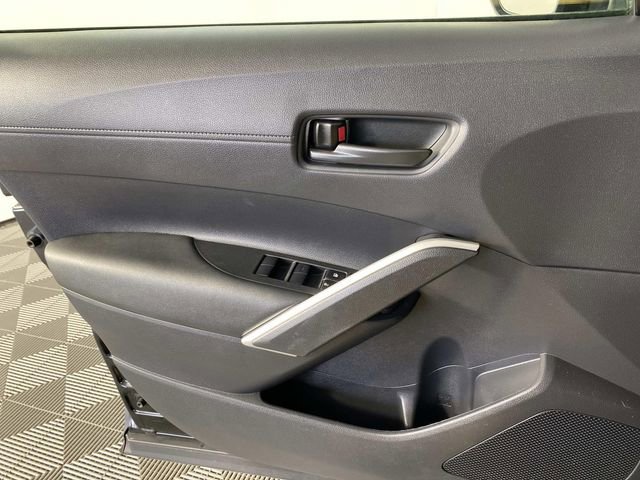 Used 2024 Toyota Corolla Cross AWD Hybrid w/ Moonroof Package image 21